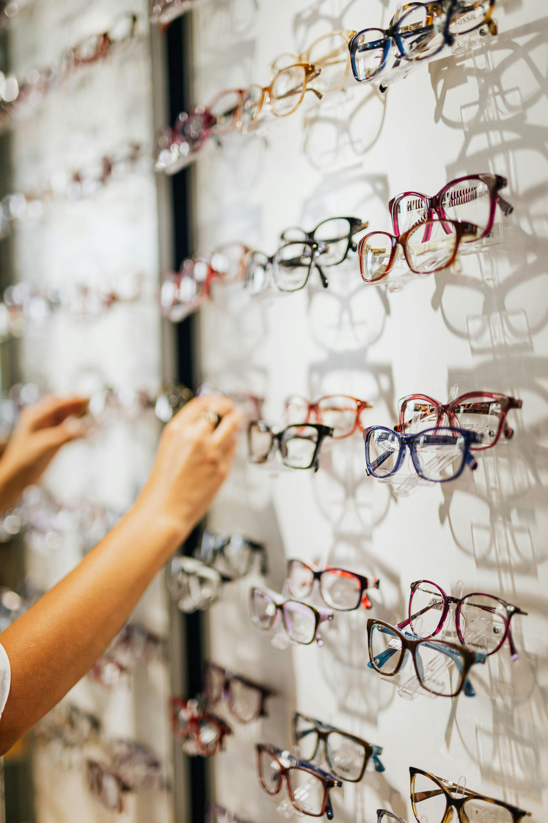Get Affordable Prescription Glasses with Bustelo's Optical